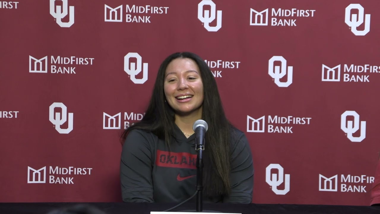 Kierston Deal & Kasidi Pickering Preseason Presser
