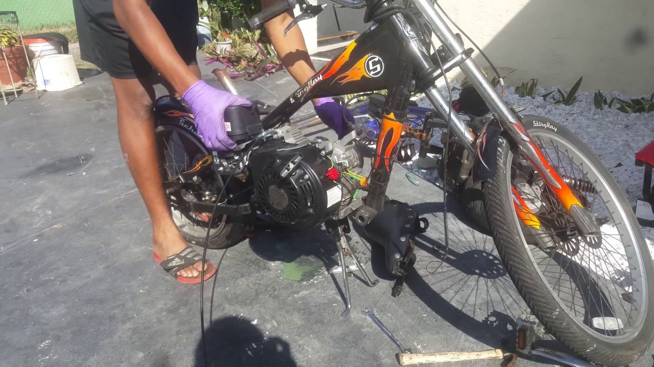 Putting a 212cc predator engine on a stingray chopper bike part1!!!!
