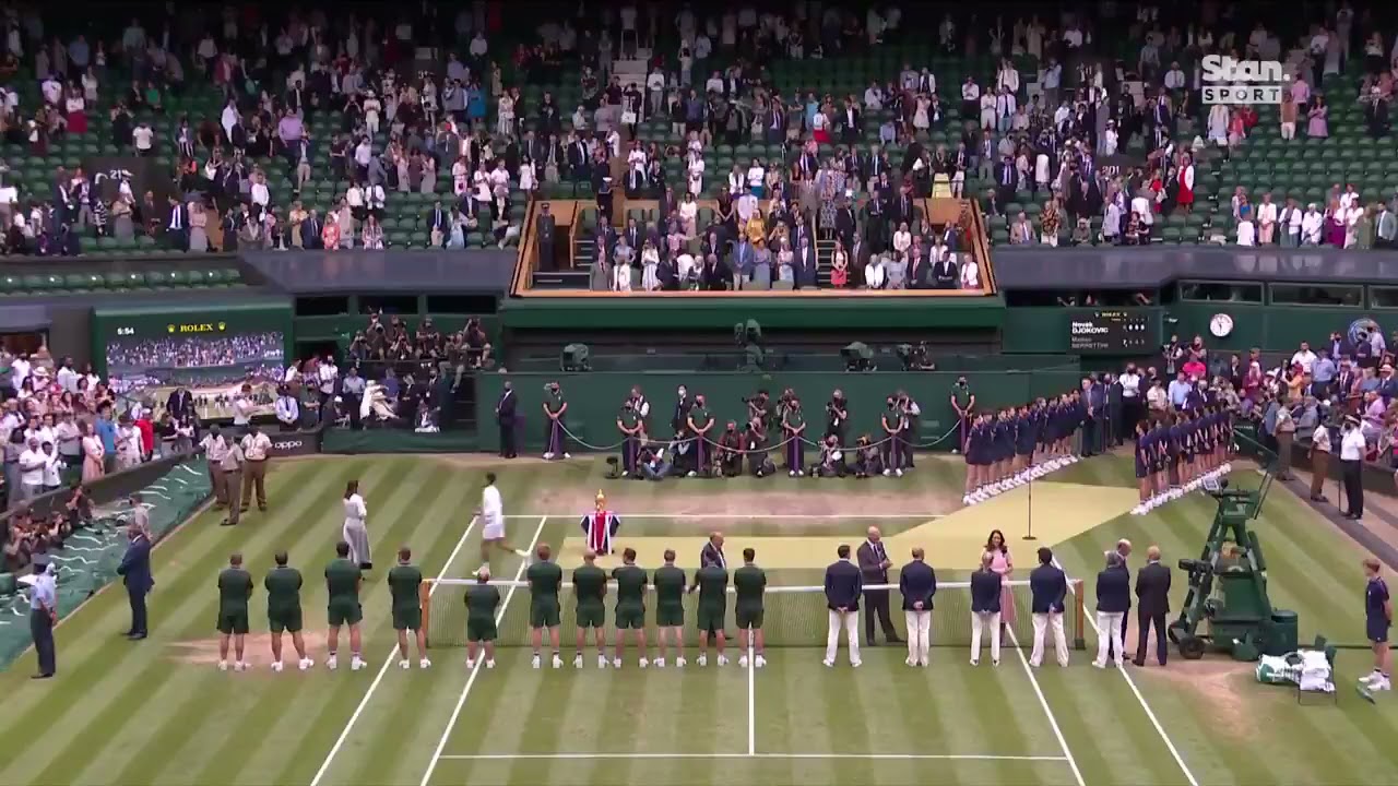 Novak Djokovic gives racquet to young fan