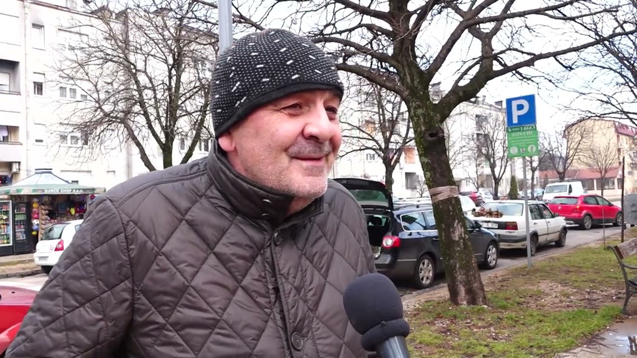 Prodaja badnjaka u Nikšiću: Cijenu određuje kupac