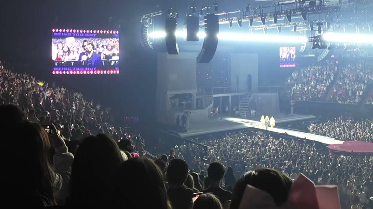 FULL: Domingo and Sabrina Carpenter Short N Sweet Tour LA Night 2 The Forum