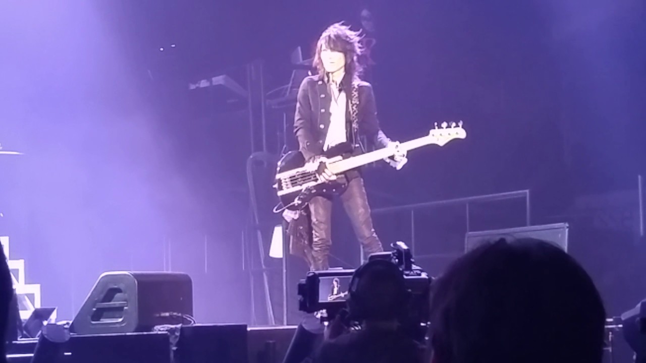 X Japan Wembley 4 March 2017 - Heath solo