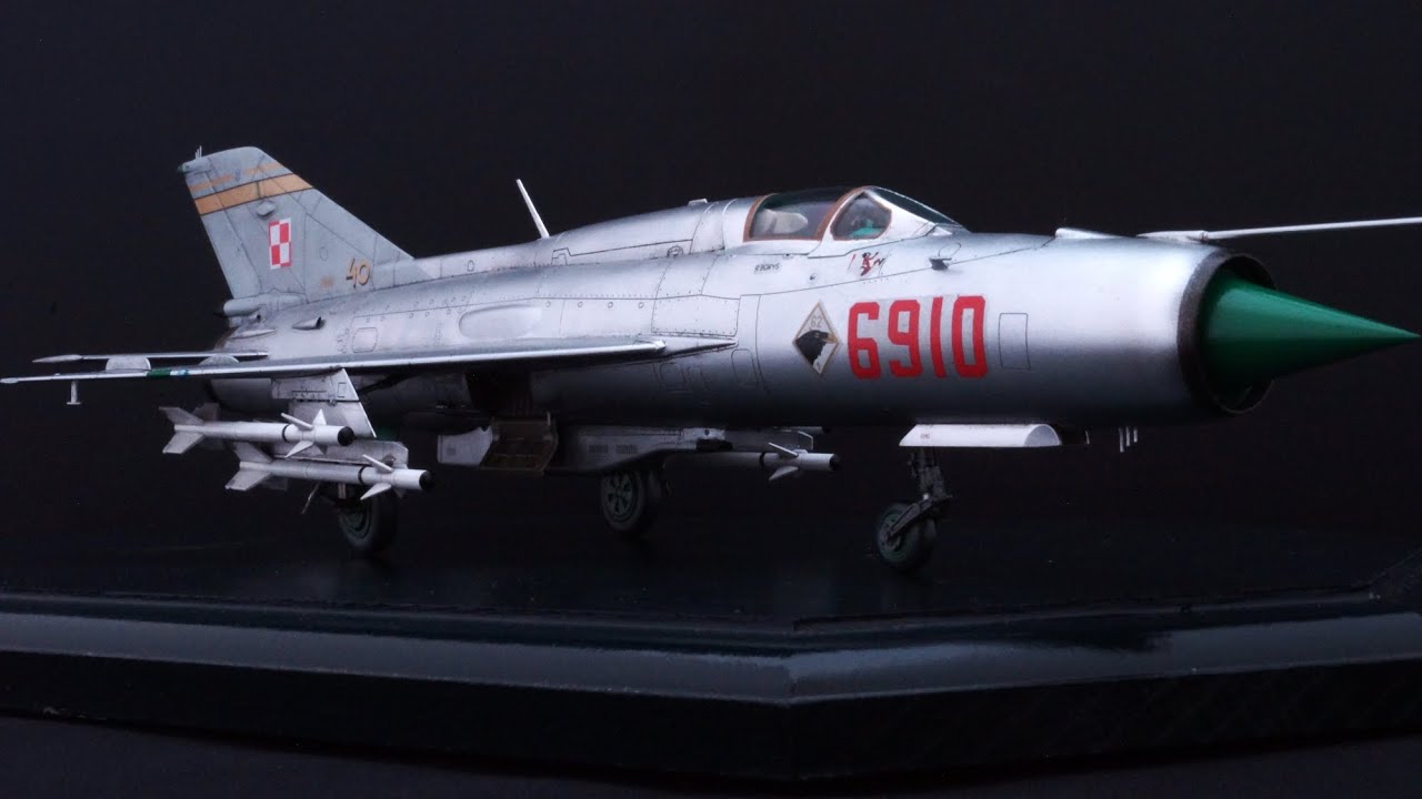 No.24 MiG-21PFM 
