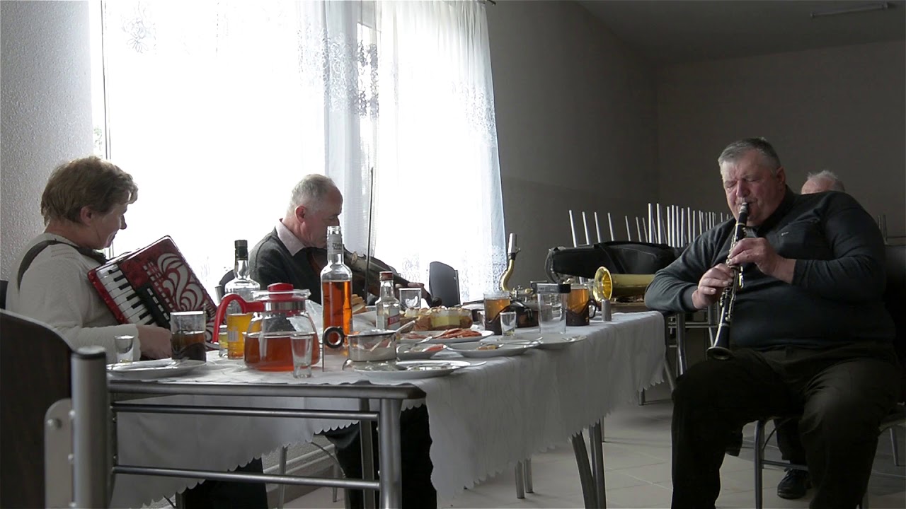 Wesoła Tr&oacute;jka + Jeden - polka od Żyd&oacute;w