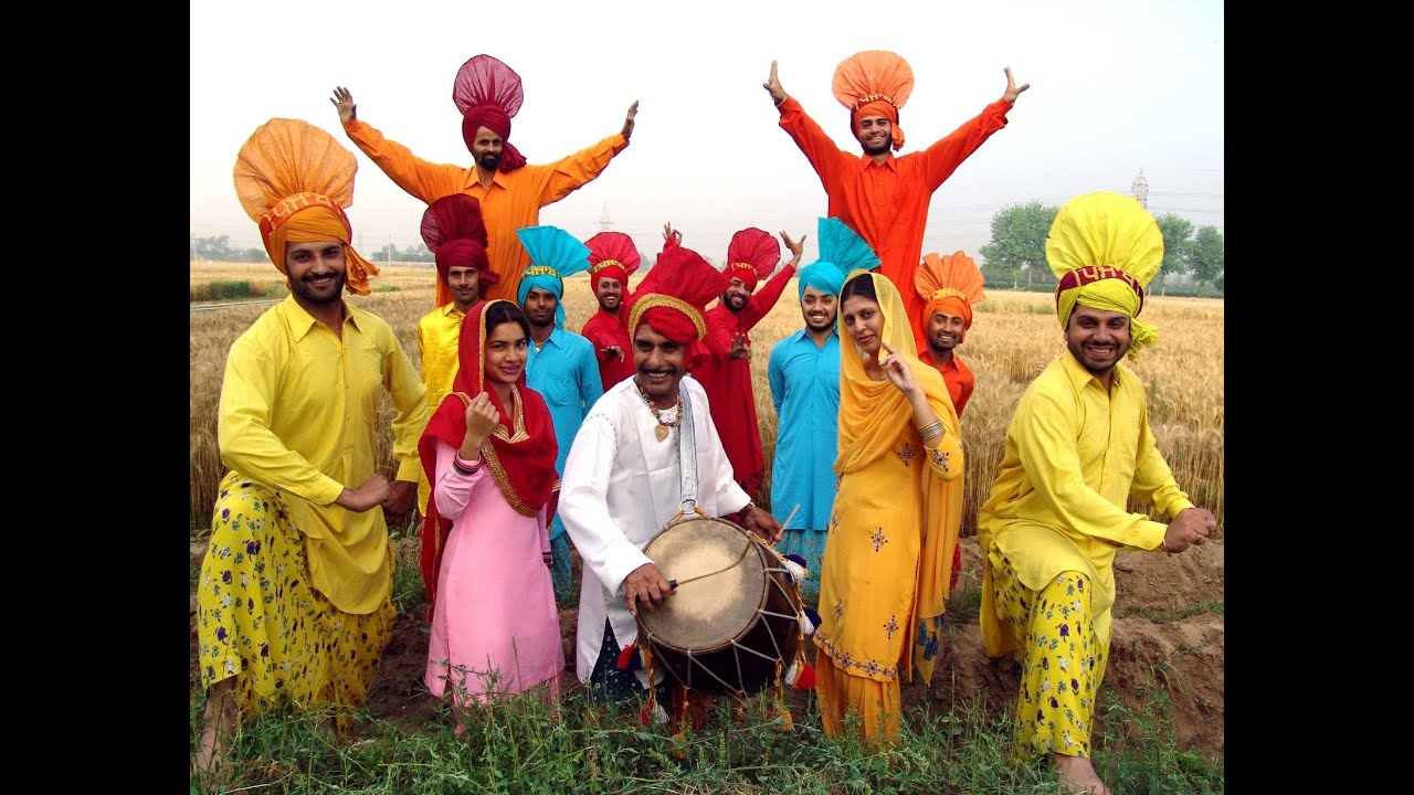 Best Patriotic song of India-Hum Punjabi-Hum Gujrati - by Avinash Kumar Mathur
