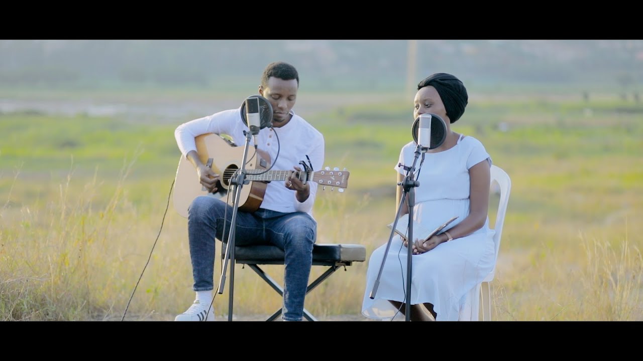 MORNING WORSHIP WITH PAPI CLEVER & DORCAS : EP34 _Yes'arusha abandi bose _Mu ijuru imbere y'Imana