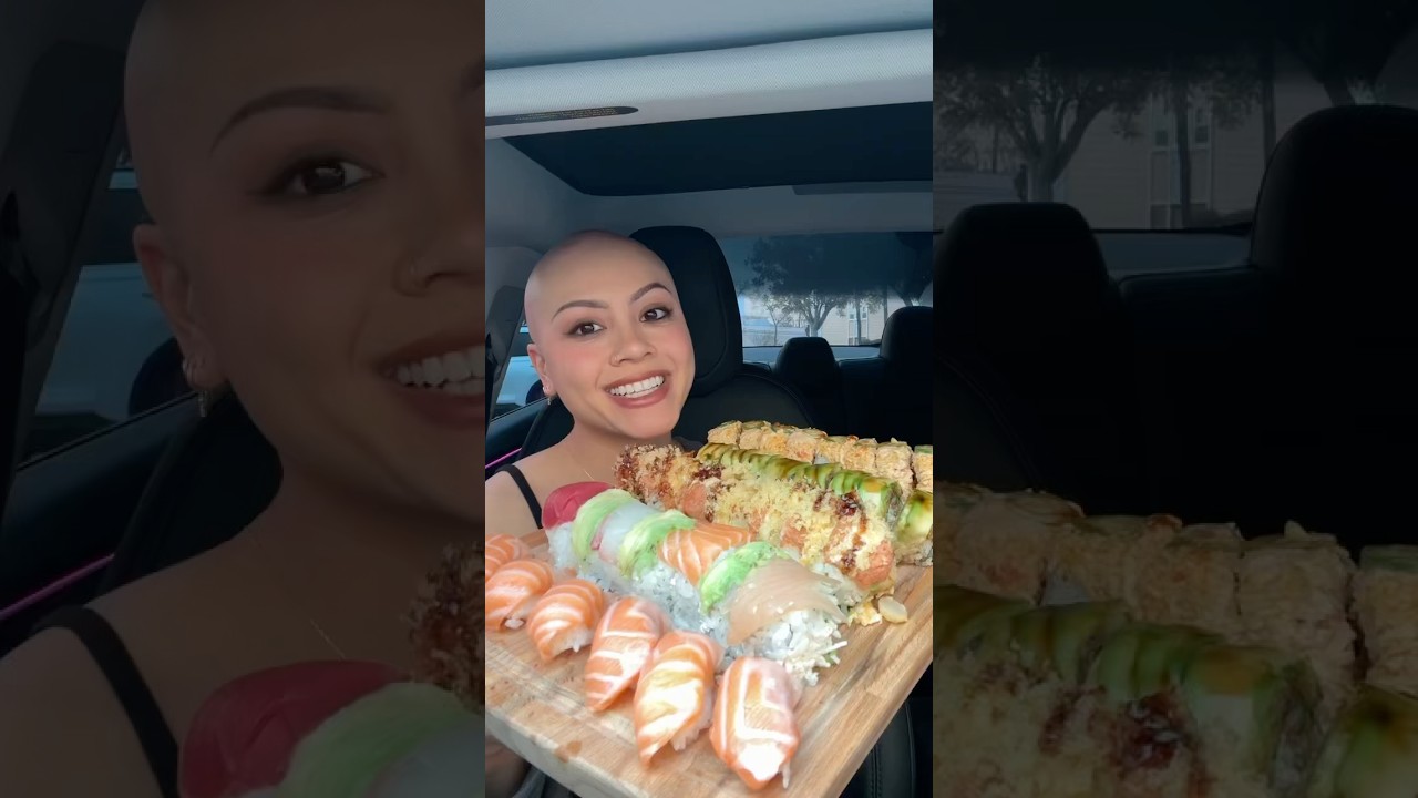 SUSHI CAR MUKBANG🐠#shorts