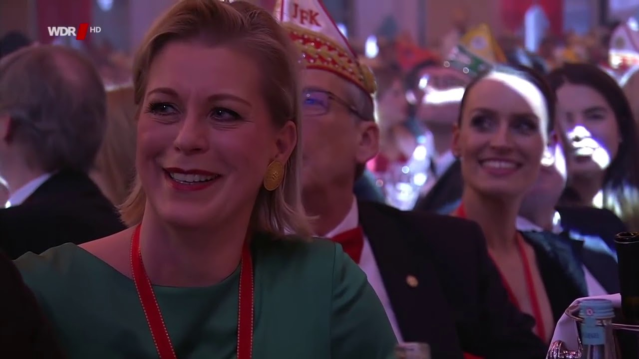 Proklamation des Kölner Dreigestirns 2018