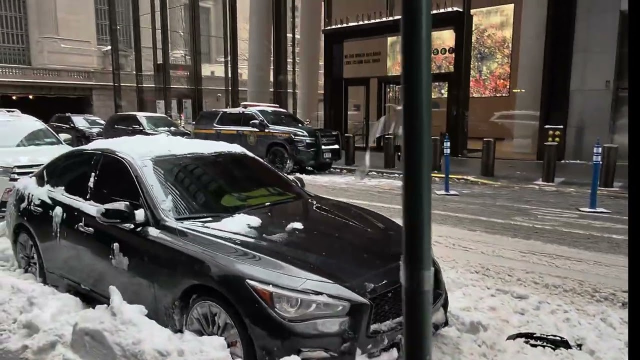 What a Snowy NYC Commute Looks Like Through Ray-Ban Meta Glasses-Bronx to Manhattan Train Ride