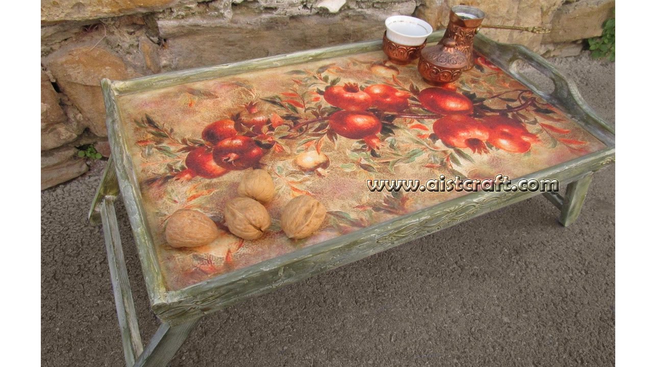 Декупаж столика с текстурной пастой и рисовой бумагой.