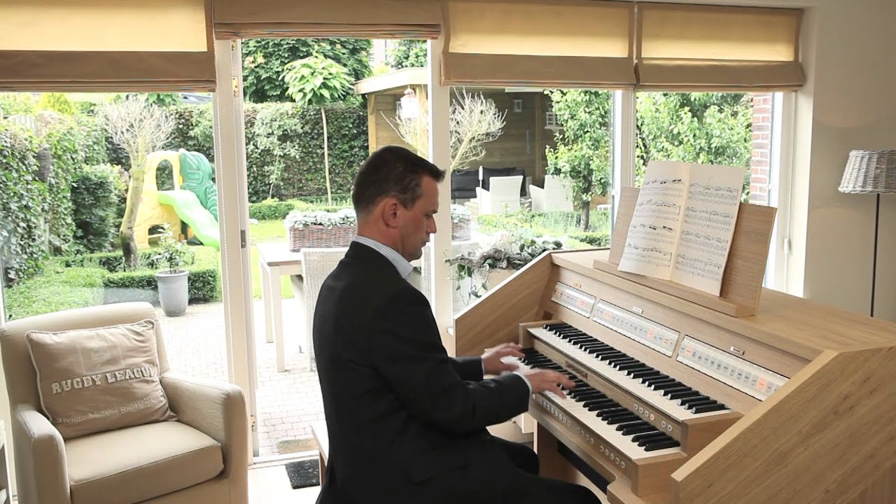 Introductie van de nieuwe Johannus Opus 250