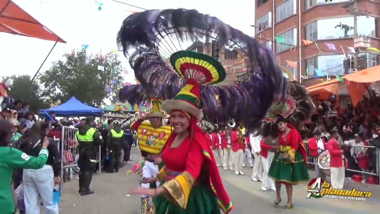 Carnaval de Oruro Suri Sicuris entrada folklorica 2025