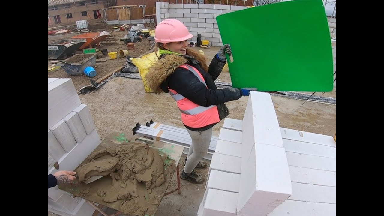 Just laying some block.