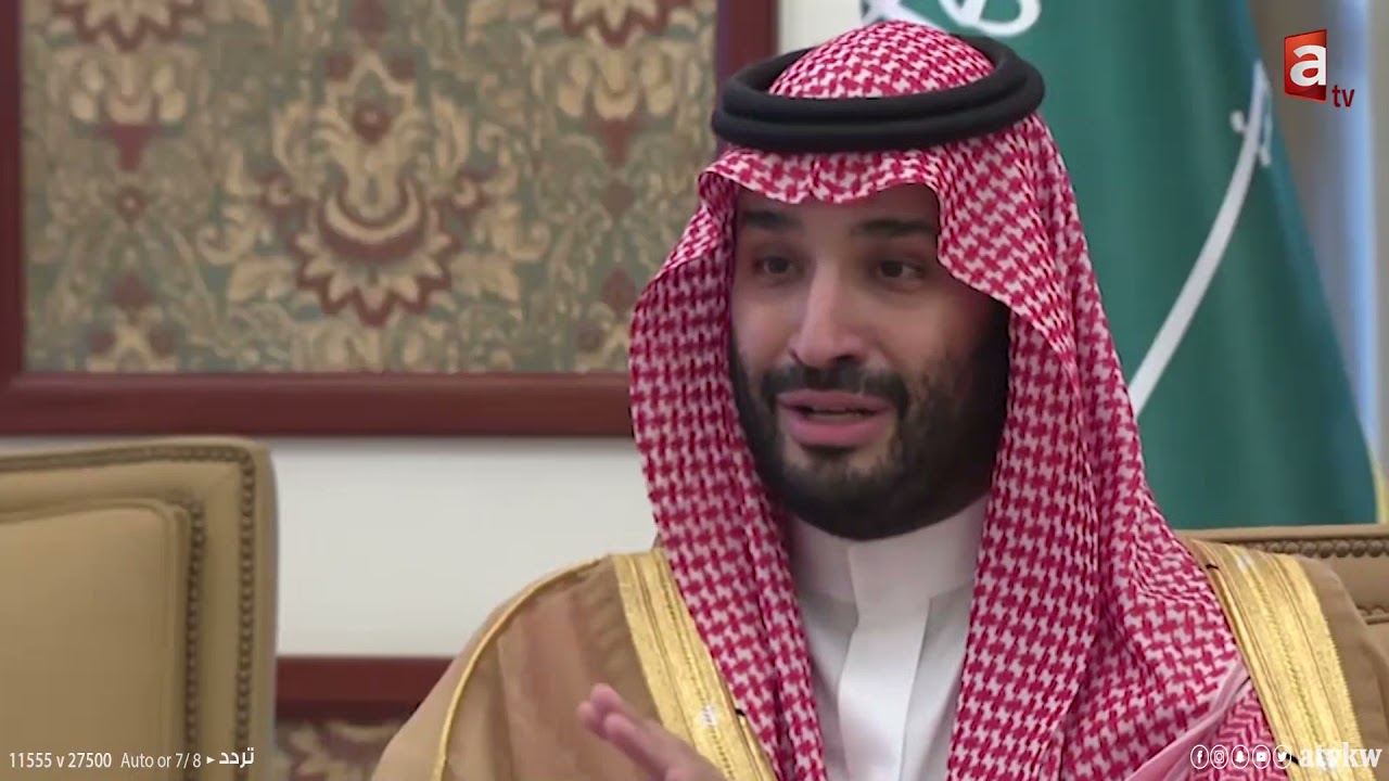 الأمير محمد بن سلمان يحط الرحال في الكويت وسمو أمير البلاد يمنحه قلادة مبارك الكبير ووسام الكويت