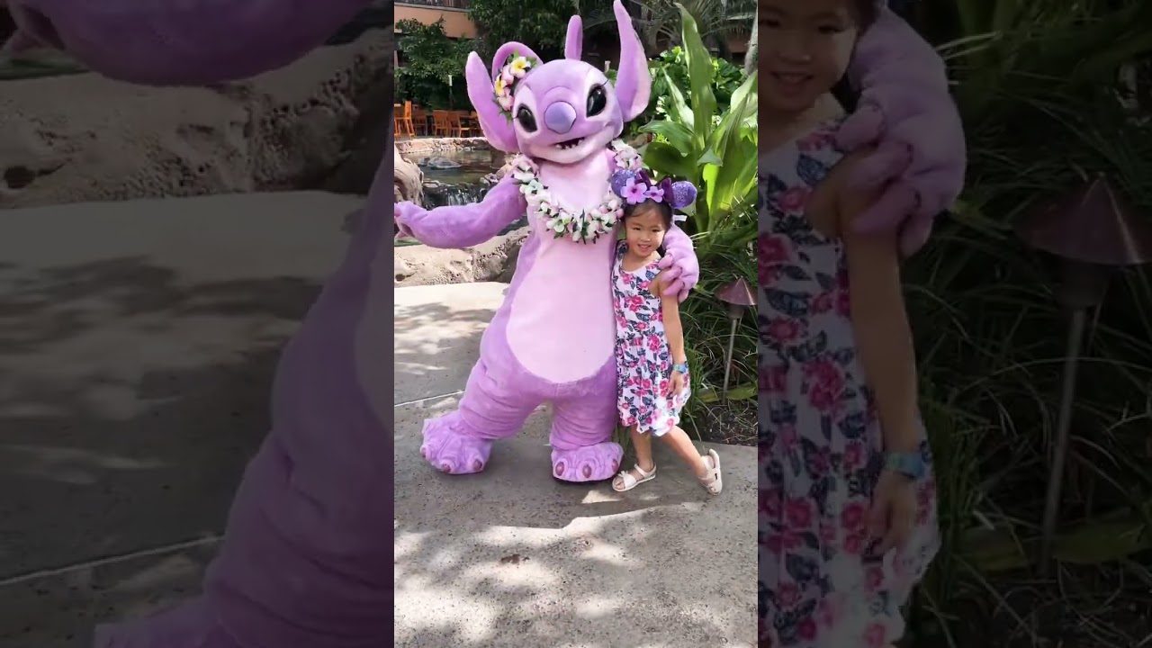 Stitch&rsquo;s Female Mate, Angel! 😱 at Disney&rsquo;s Aulani Resort, Character Meets 🥰