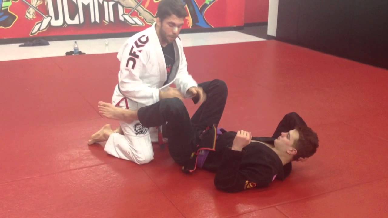 Double Under Guard Pass