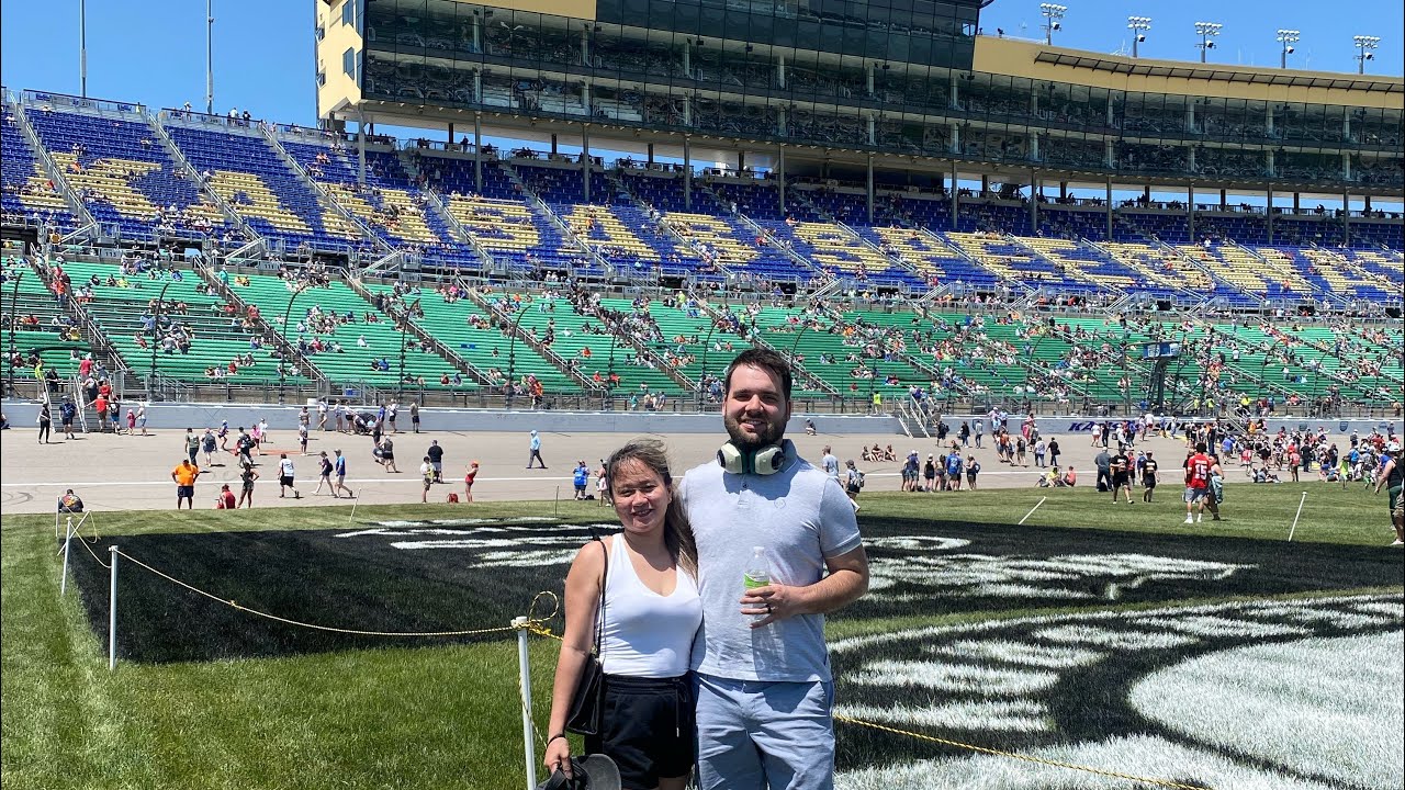 Our NASCAR experience at Kansas Speedway / Series Cup