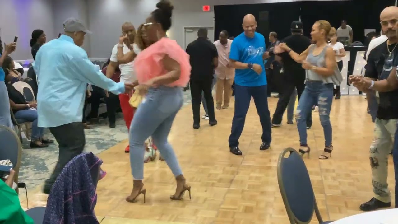 9S. Mac Steppers Experience 7: SUNDAY BRUNCH (1/11/26). Dancers: Slyvella Davis & 