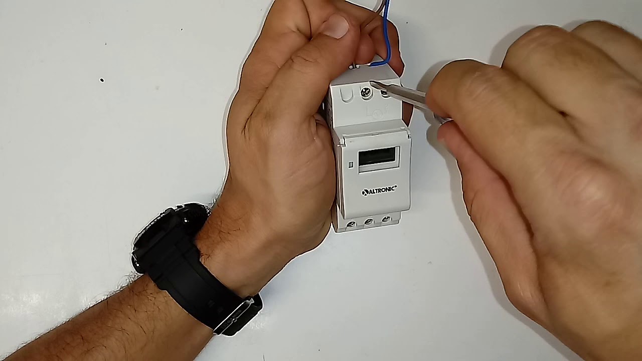 Configurado um time horário altronic