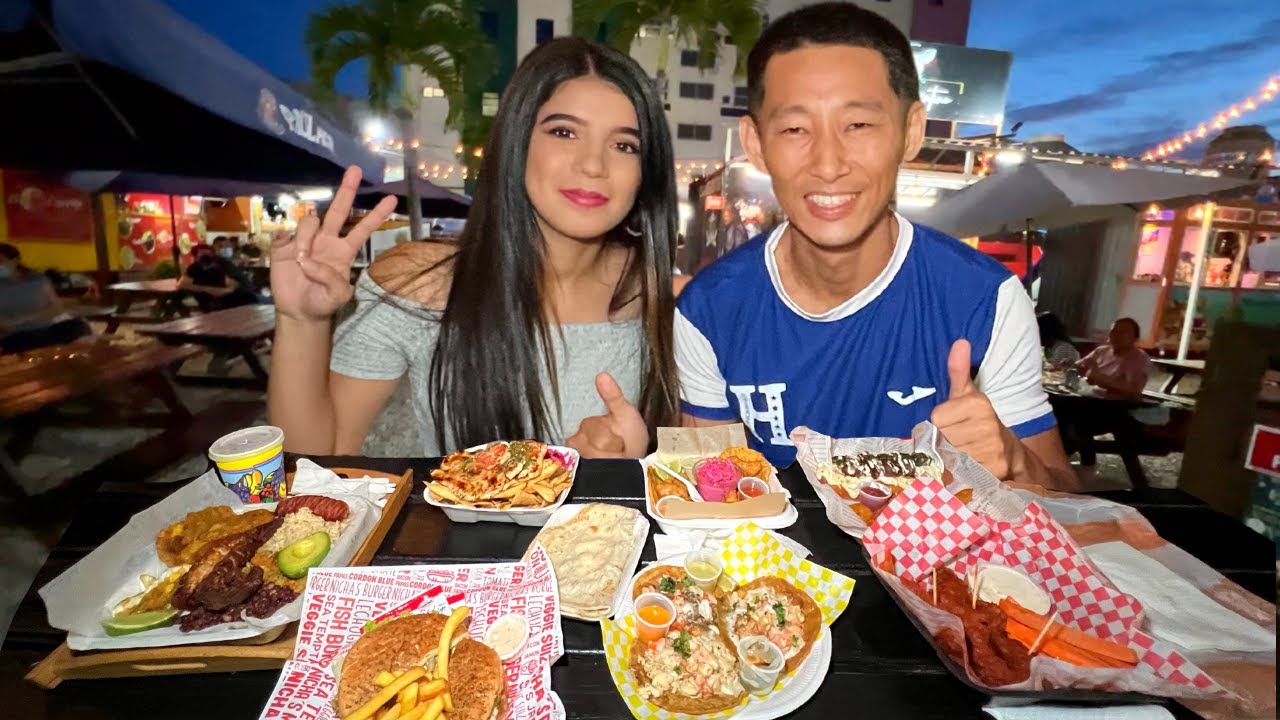 El parque de comidas MÁS GRANDE de Tegucigalpa, Honduras | Tegus Food Truckers