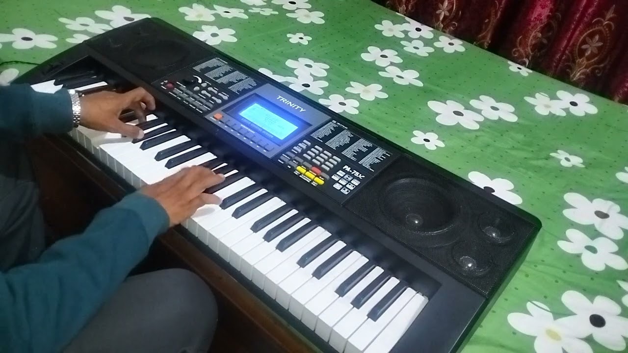 Tujhme Rab Dikhta Hai ....