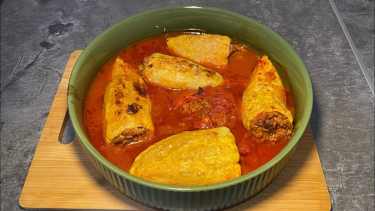 Plnená paprika v paradajkovej omáčke/ recept na plnenú papriku