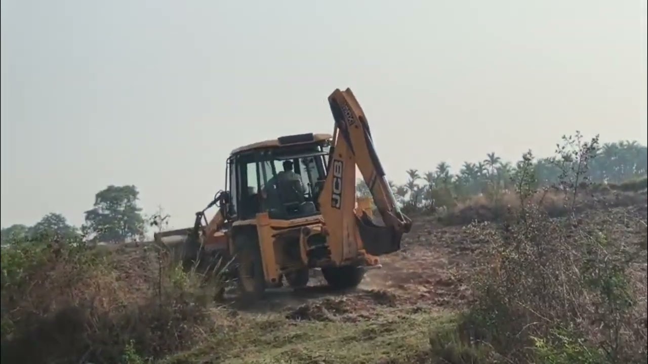 JCB interesting video mud work in village/JCB video ಜೆ ಸಿ ಬಿ ಕೆಲಸ ಮಾಡುತ್ತಿದ್ದ ವಿಡಿಯೋ 
