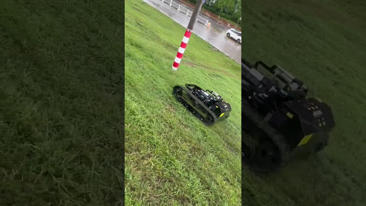 SAAO SH-800DL-1000 Remote-Controlled Lawn Mower Mowing on a Wet Slop#remotecontrolmower #farming