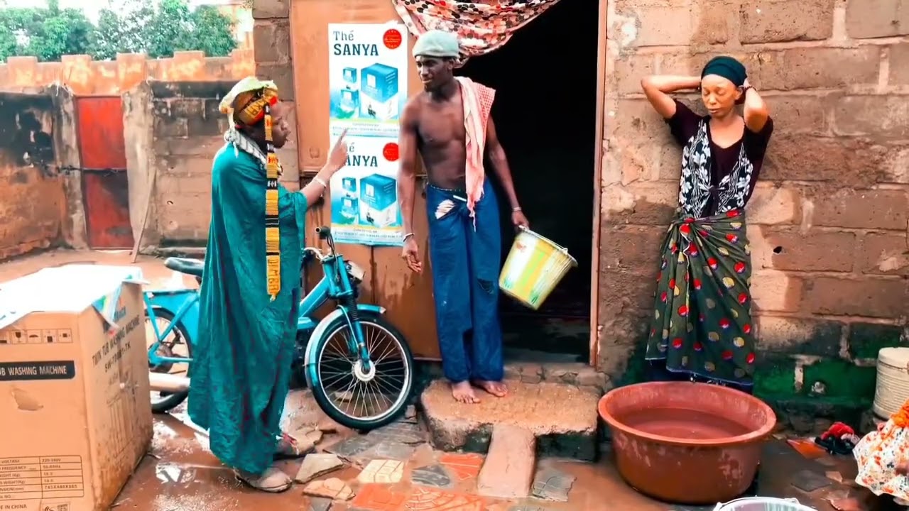 Le Fou Woroli, Boua Ladji et sa famille soutiens à toutes la communauté BLA