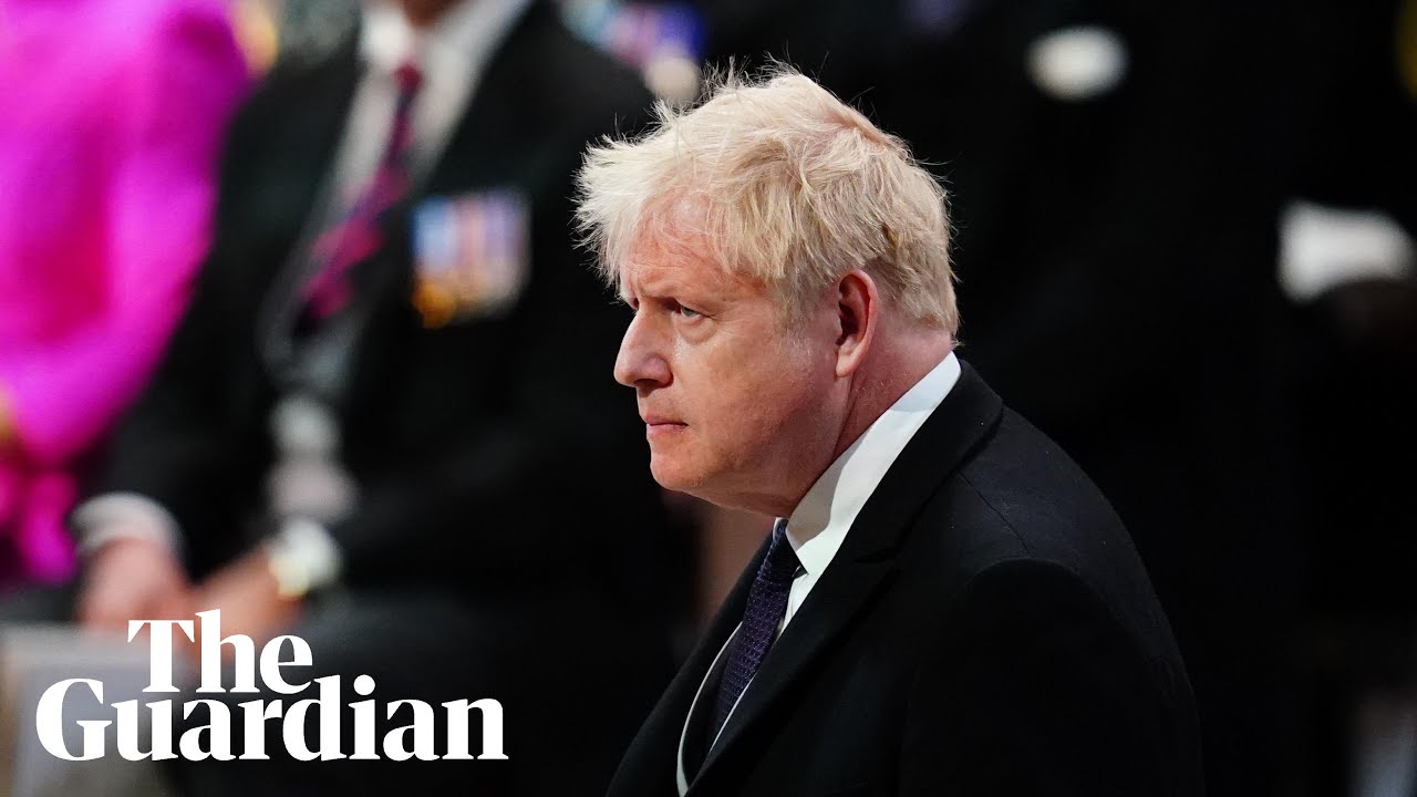 Boris Johnson booed as he arrives at Queen's jubilee thanksgiving service