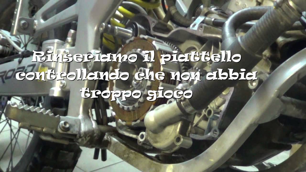 Smontaggio e Montaggio Frizione Blocco Derbi (D50B)