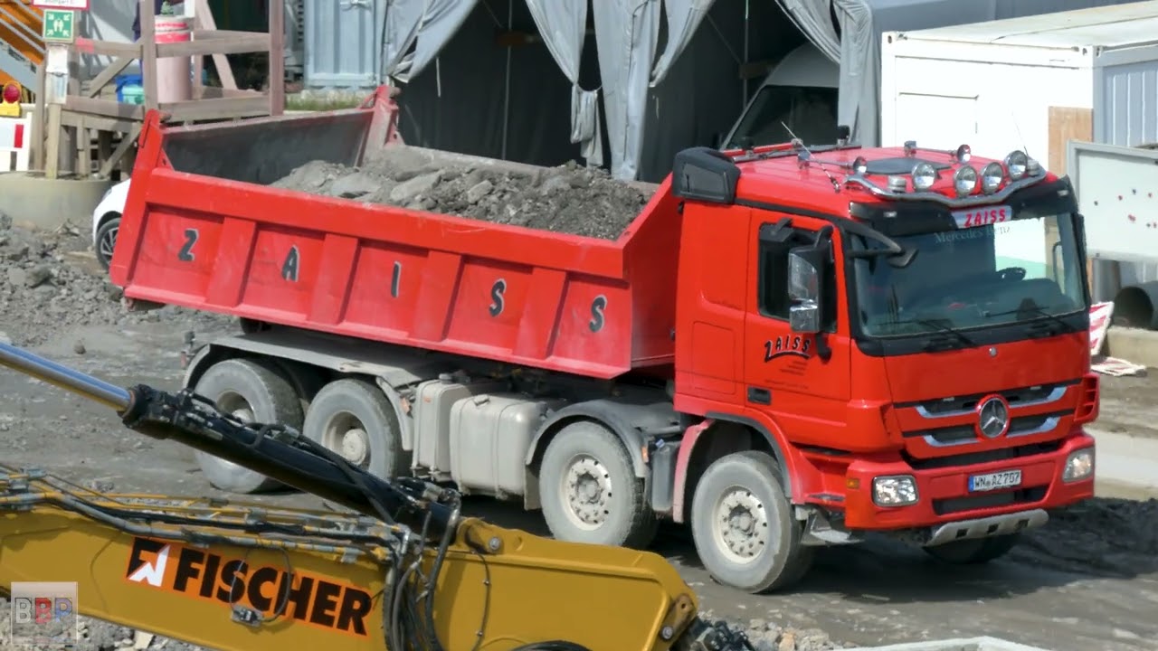 Mercedes-Benz , MAN, Scania Trucks,... Stuttgart 21, 28.03.2023.