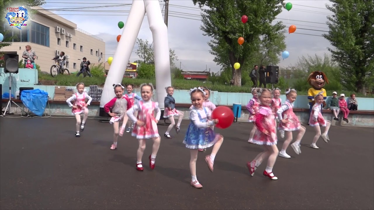 Островок/ Божья коровка/ Про бабушку (2012) - Студия танца 