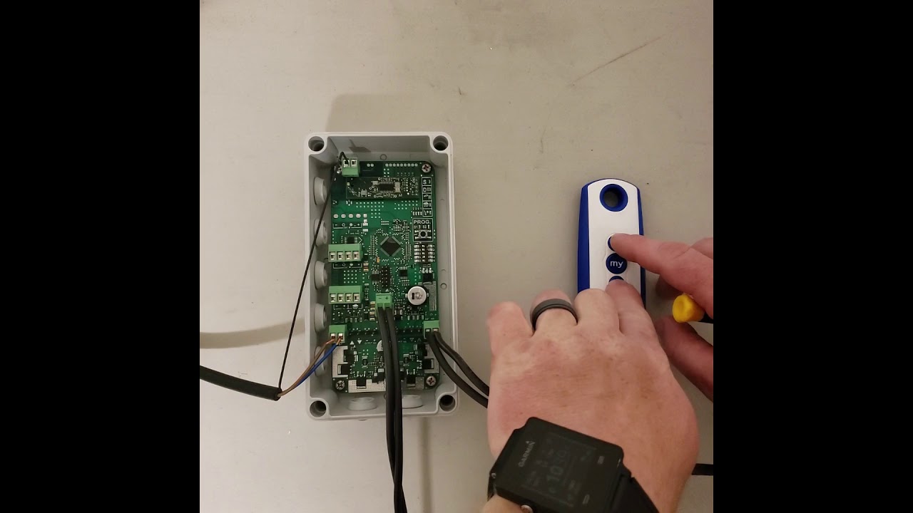 Programming Somfy RTS controls