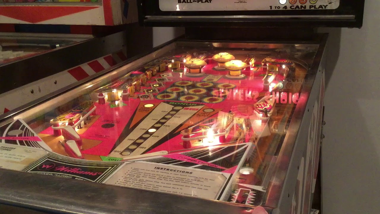 Williams Dealers Choice 1974 Pinball Machine