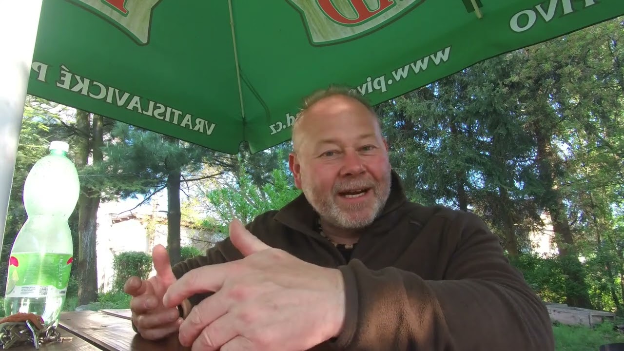 Výprava na Svatou Horu a šupky domů, Fari má pade.