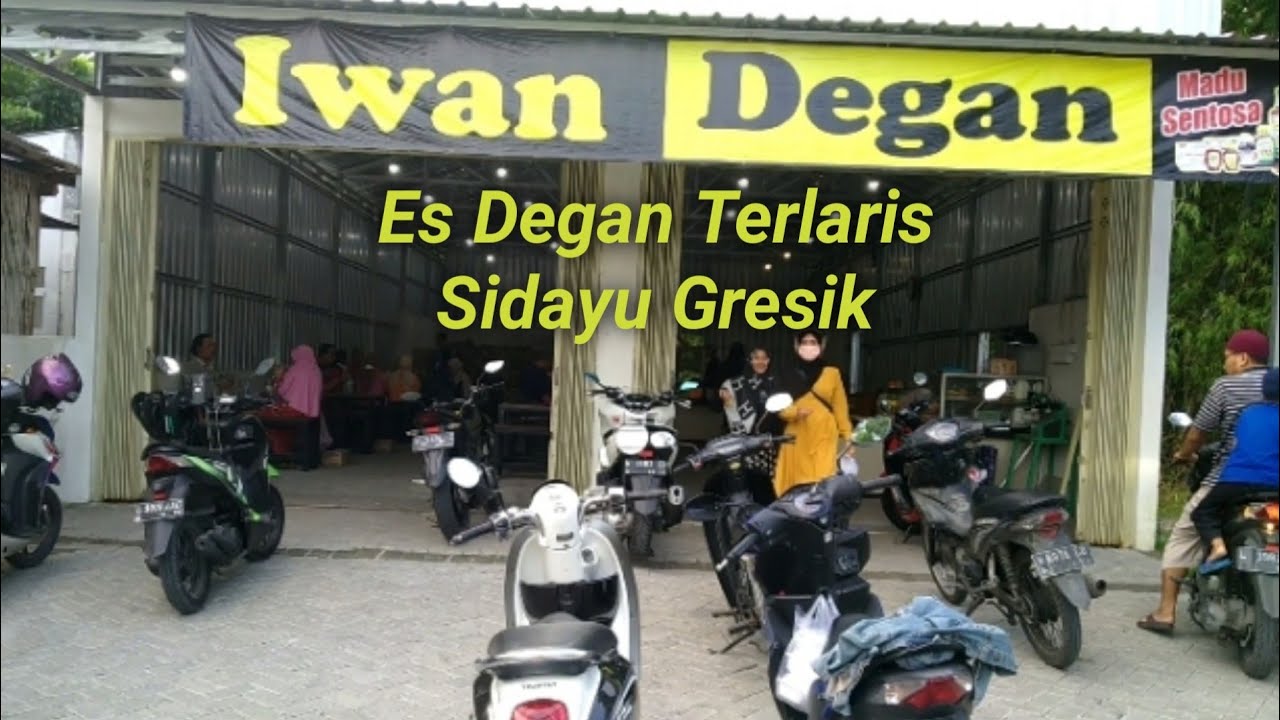 SUKSES JUALAN ES DEGAN, HABIS RATUSAN BUTIR KELAPA PERHARI  // Iwan degan Sidayu gresik