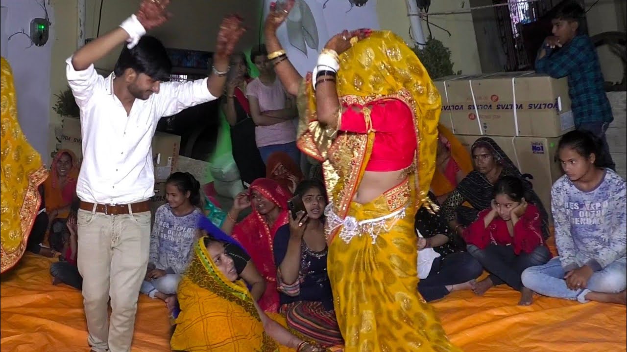 पहली बार दूल्हा और न्यू दुल्हन में कॉम्पटीशन डान्स//देखना न भूलें