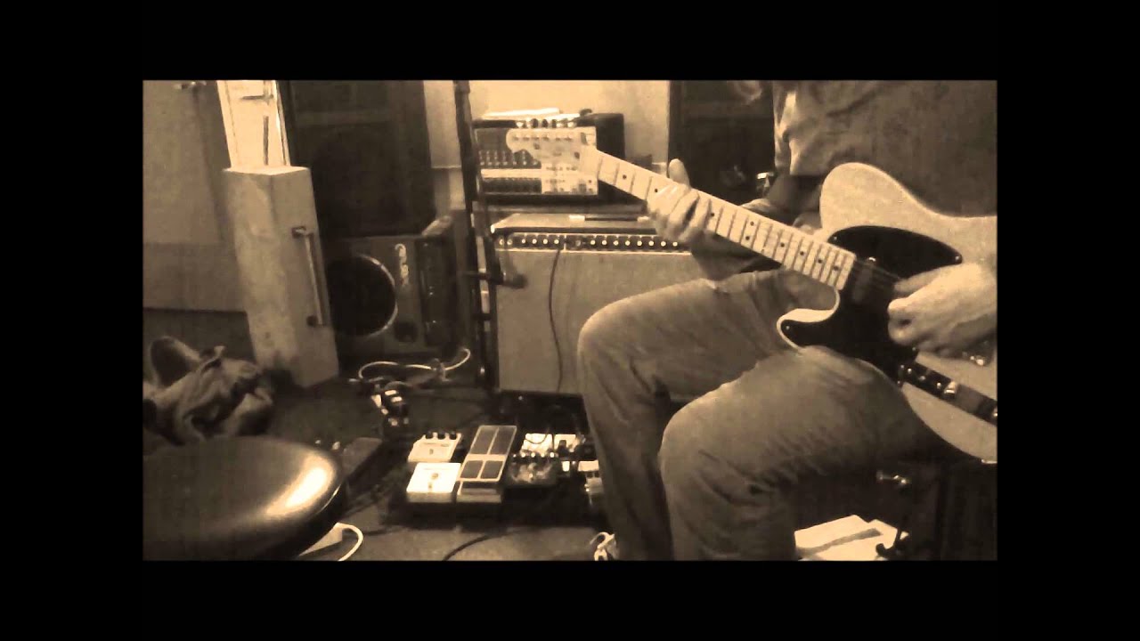 Ornette Coleman´s Lonely Woman (electric guitar and drone loop)