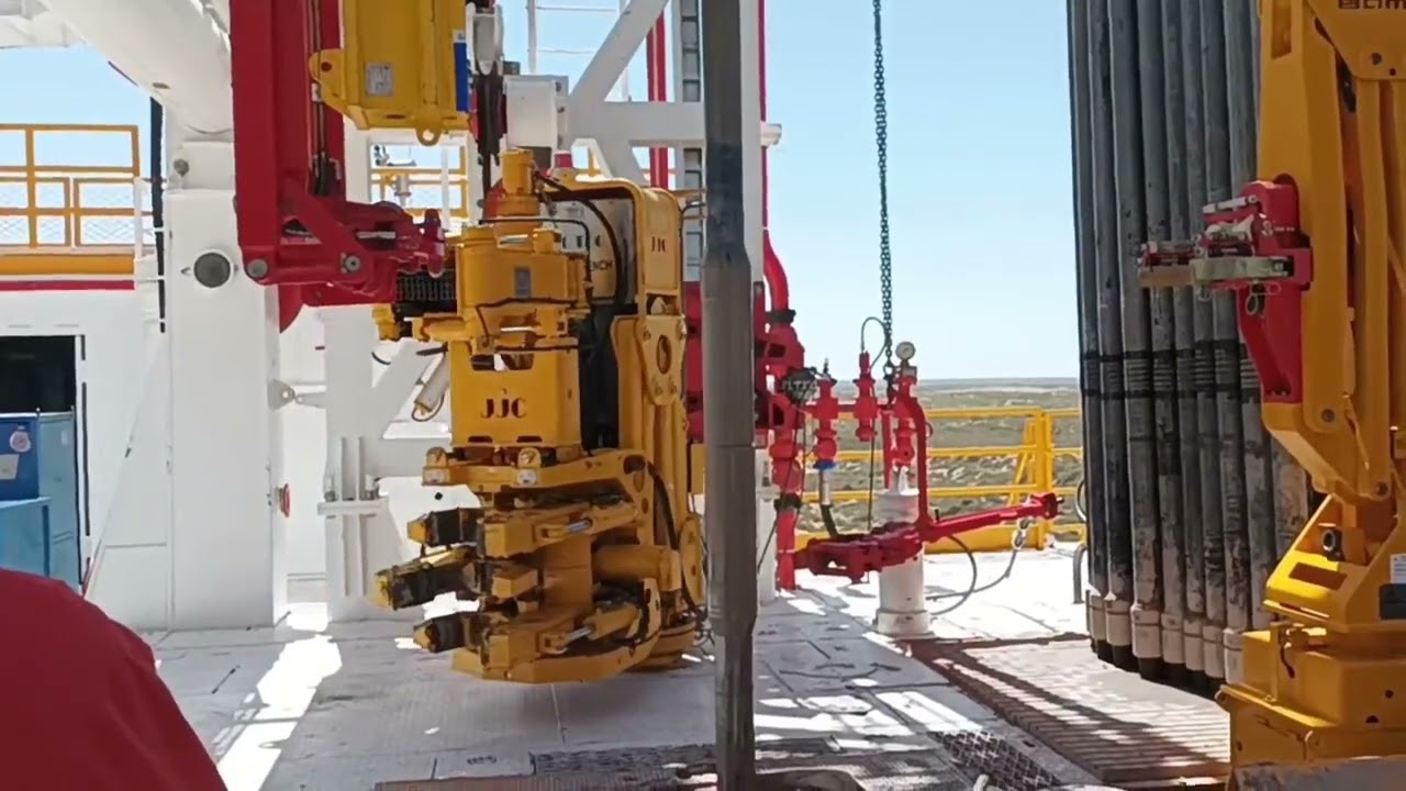 JJC Automation, your sincere friends＃ iron roughneck＃petroleum ＃oil＃hydraulic drill
