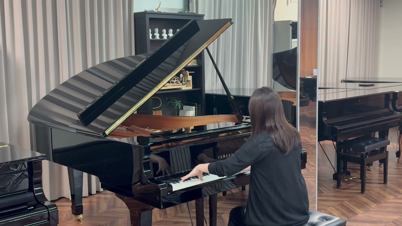 YAMAHA C5L 2002年製　ピアノセレクションセンター展示中！