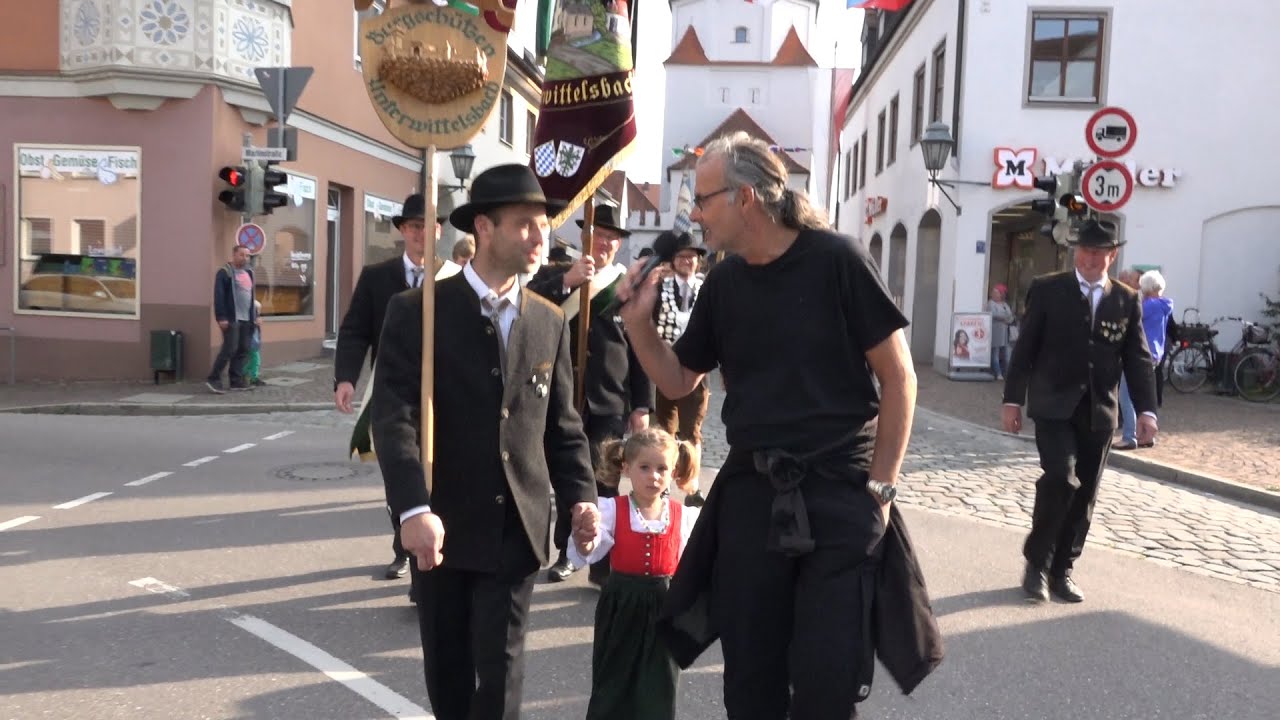 Umzug und Anstich Volksfest Aichach 2016