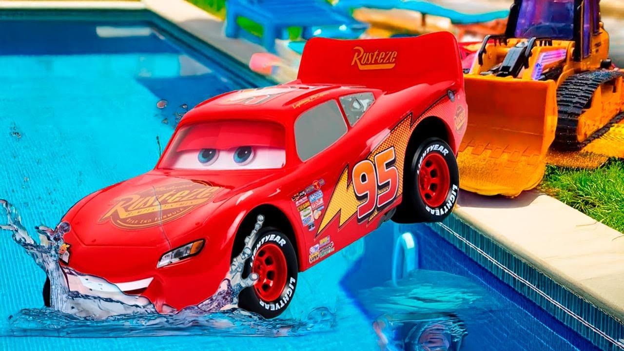 Обзор распаковки машинок Disney Pixar | Молния Маккуин | Игровой набор Mattel Disney Pixar Cars G...