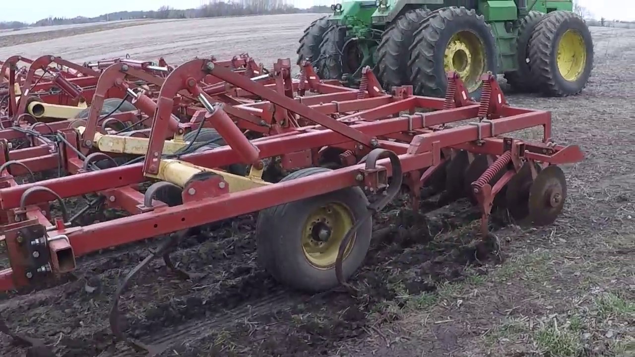 Getting the Krause Mulch Finisher in the Field