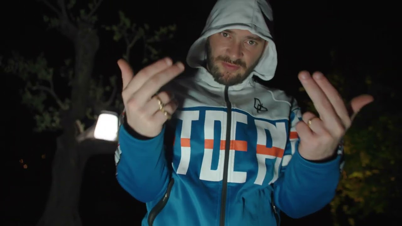 JuL - Dans la loge // Clip officiel // 2022