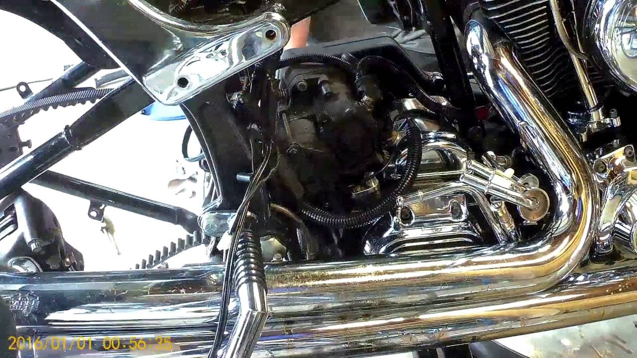 02 Softail Deuce Starter Replacement in under 7 minutes.