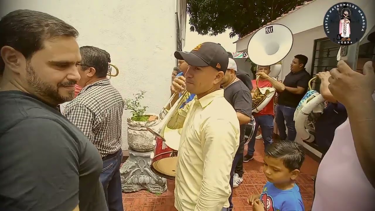 CHICHEROS - CANCION LA BAJADA DE SANTO DOMINGO
