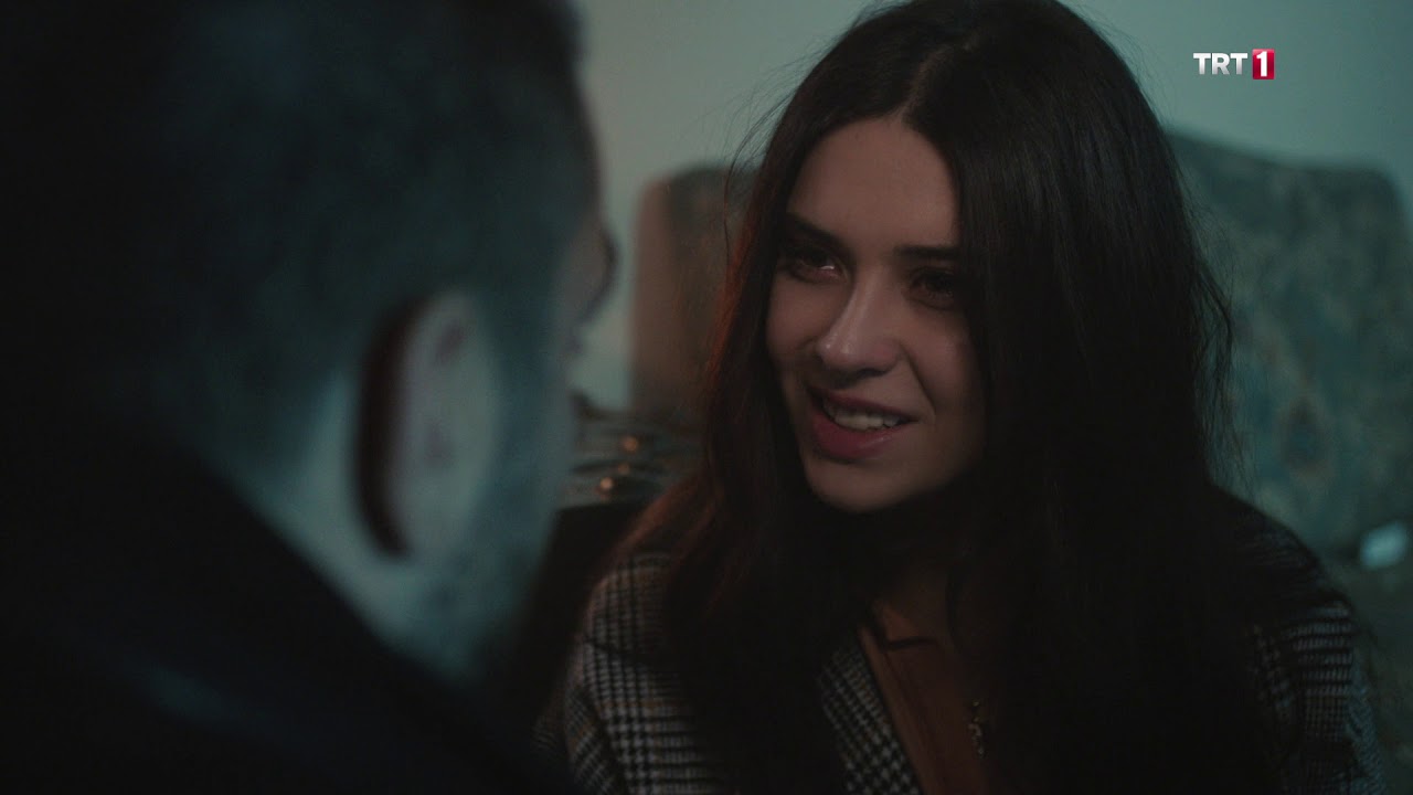 Vuslat 14. bölüm -  Aziz ve Feride'yi kim kurtarıyor?