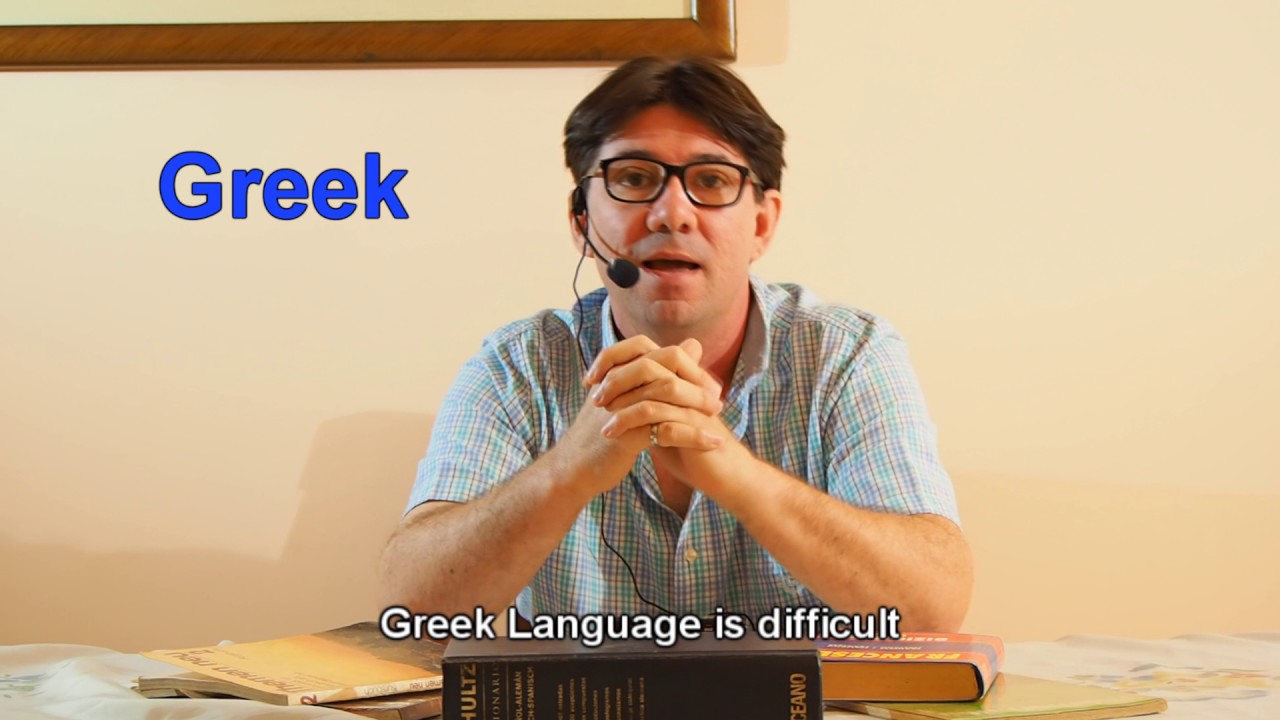 Ecuadorian musician speaks eight languages