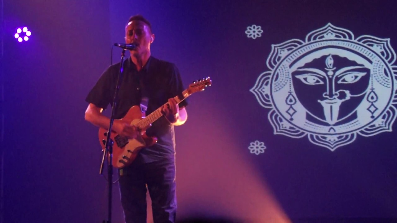 Pedro Aznar - Beware of darkness (George Harrison) - Tandil 18/03/2017 en vivo UNICEN